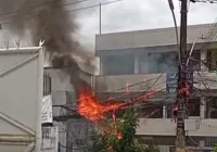 Vídeo: Poste pega fogo e prejudica trânsito no Cabula