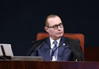Zanin exige que PF entregue cópia de celular de Vorcaro