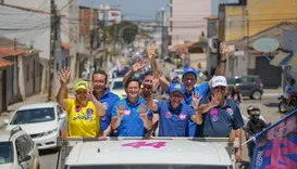 ACM Neto faz ato de 20 km em Conquista e reforça campanha no interior