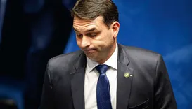 Flávio se enrola sobre o Master e acumula 43 declarações enganosas, diz agência