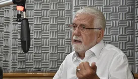 Jaques Wagner liga alerta sobre avanço da extrema-direita no mundo