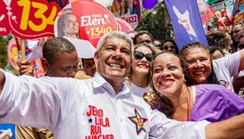 Jerônimo dá largada aos 30 dias para as eleições com caminhada marcada pela força das mulheres em Salvador