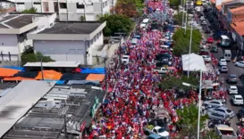 Jerônimo mobiliza milhares de apoiadores em caminhada em Paulo Afonso