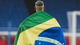 Richarlison fala sobre eleição em meio a briga com Flávio Bolsonaro