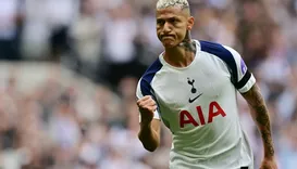 Richarlison tem vitória na Justiça em caso envolvendo Flávio Bolsonaro