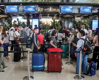 Aeroportos da Indonésia são fechados devido a tesouro vulcânico