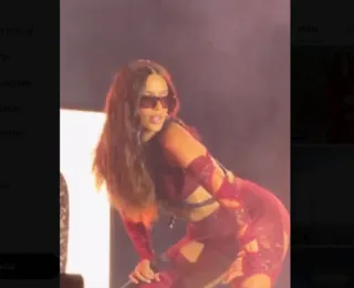 Anitta defende liberdade individual e afirma em show que comportamento "é um ato político"
