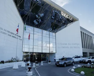 Após cancelar contrato durante gravidez de risco, plano deve indenizar gestante