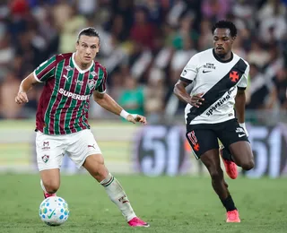Árbitro peita atleta em jogo da Série A e choca imprensa internacional