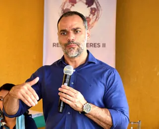 Augusto Vasconcelos critica tesouraço de Flávio Bolsonaro e faz alerta