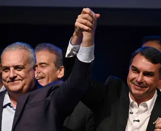 Bahia publica mensagem política contra vice de Flávio Bolsonaro; clube se manifesta
