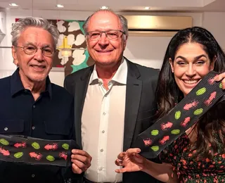 Caetano Veloso e Paula Lavigne recebem Alckmin em gesto de apoio a Lula