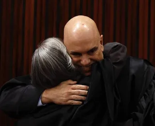 Cármen Lúcia se solidariza com Moraes após vazamento de conversas
