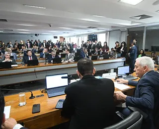 CCJ do Senado aprova PEC da Segurança Pública