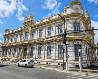 Cidade baiana lança 800 vagas de estágio para EJA e nível fundamental