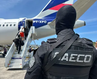Cinco líderes de facções são transferidos da Bahia para presídios federais