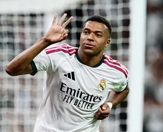 Clube zomba de Mbappé por expulsão do irmão na Champions League