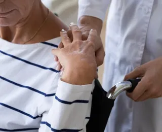Cuida de idoso ou PCD? Veja benefícios que você talvez possa acessar