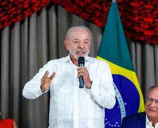 "De onde vai ser?": Lula questiona promessa de corte de gastos de Flávio Bolsonaro