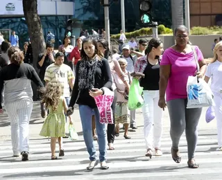 Desemprego cai para 5,2% e atinge menor nível desde 2012