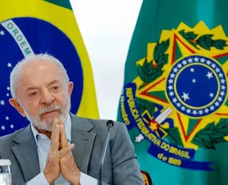 Donald Trump e Javier Milei devem ser convidados para posse de Lula