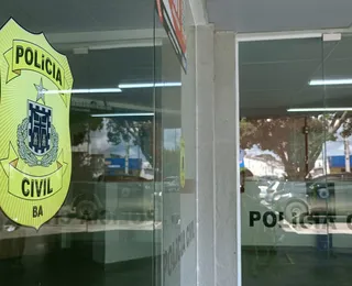 Dupla que decepou dedos de jovem tem prisão convertida em preventiva
