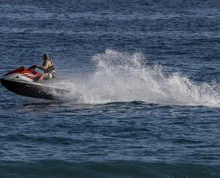 Estudante de medicina desaparece durante passeio de jet ski na Bahia