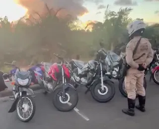 Evento clandestino de 'grau' termina com 14 motos apreendidas em Salvador
