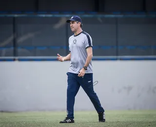 Ex-Vitória é demitido do Remo após derrota para o Bahia