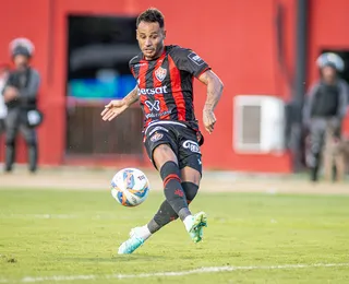 Ex-Vitória preso por tráfico de drogas negocia com time baiano para 2027
