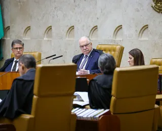 Fachin dá prazo para Mendonça se manifestar após contestação da AGU