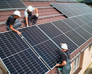 Gigante chinesa lança kit solar por R$ 512; veja como funciona