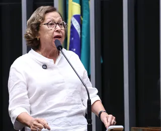 Governador da Bahia faz aceno a Lídice da Mata sobre novo secretariado