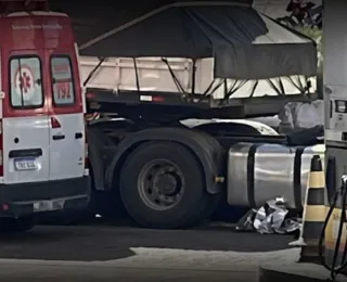 Homem deita para descansar embaixo de carreta e morre atropelado