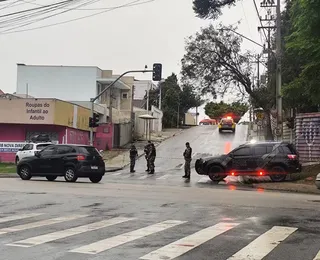 Homem invade creche, faz 13 crianças reféns e ameaça colocar fogo na unidade