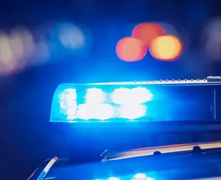 Homem vai ao fórum mudar endereço e descobre mandado de prisão