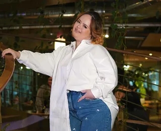 Influenciadora Cacai Bauer entra no TOP 10 de premiação nacional