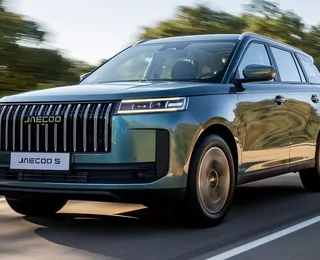 Jaecoo 5 estreia em Salvador com motor híbrido e bancos para pets