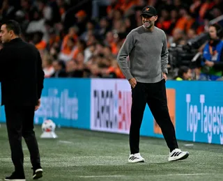 Lendas do futebol estream como treinadores de seleções de elite