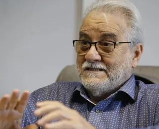 Livro 22 de Emiliano tem Marx e deuses