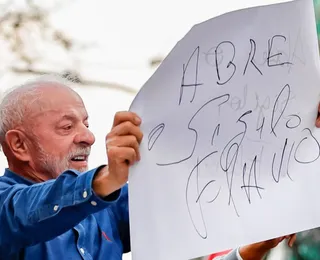 Lula envia autorização ao TSE e reforça provocação a Flávio Bolsonaro