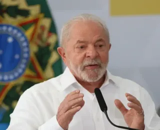 Lula pede prorrogação da votação em Salvador por ausência de ônibus