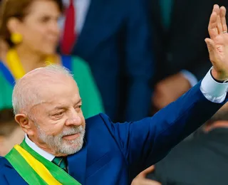 Lula supera Flávio Bolsonaro e vence votação em 6 países