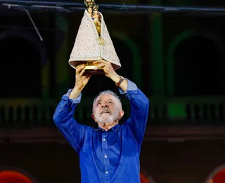 Lula usa polêmica de Nossa Senhora e detona Flávio Bolsonaro: “Ninguém avacalha”