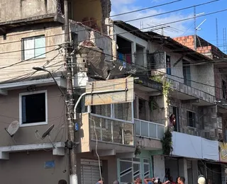 Marquise desaba e atinge homem em São Francisco do Conde