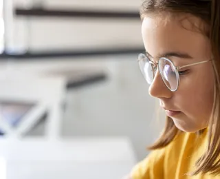 Miopia infantil: veja 5 atividades que ajudam a cuidar dos olhos