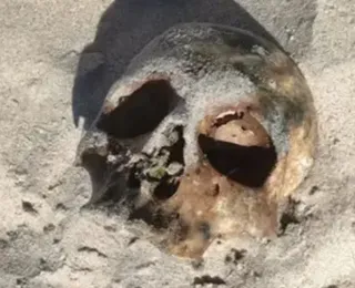 Mistério na praia: crânio aparece em praia de Salvador