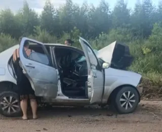 Morre quinta vítima de acidente entre quatro veículos em rodovia da Bahia