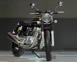 Nova Honda CB500 troca motor e visual retrô