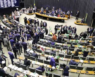 Partidos sacam calculadora e traçam estratégia para a Câmara dos Deputados